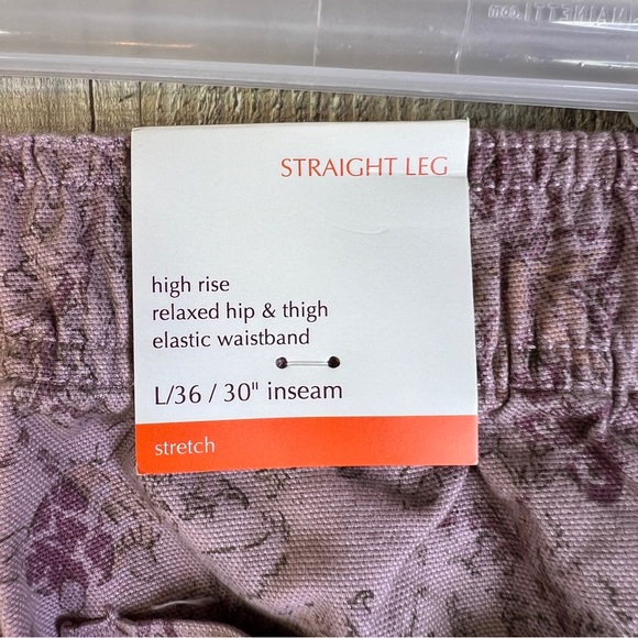 Knox Rose Large Floral Rose Print High Rise Straight Leg Pants with Pockets - Picture 8 of 10